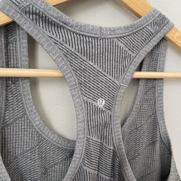 Lululemon Swiftly Tech Tank Top Stripe Size 6 - Picture 4 of 6